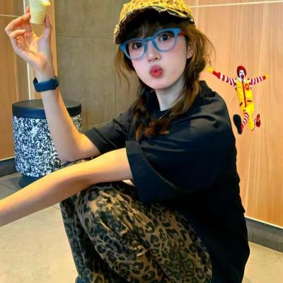 女儿笑我跳广场舞我登舞台征服全场